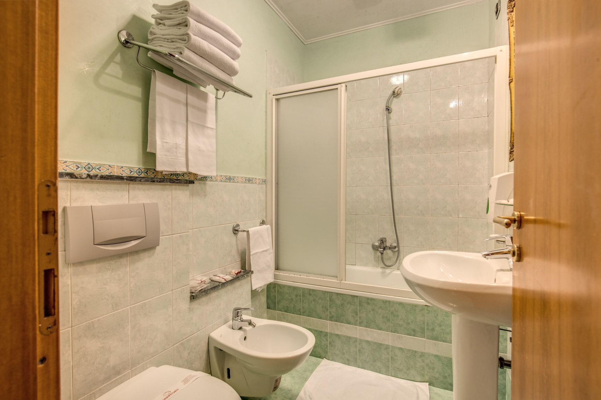 Montreal Hotel