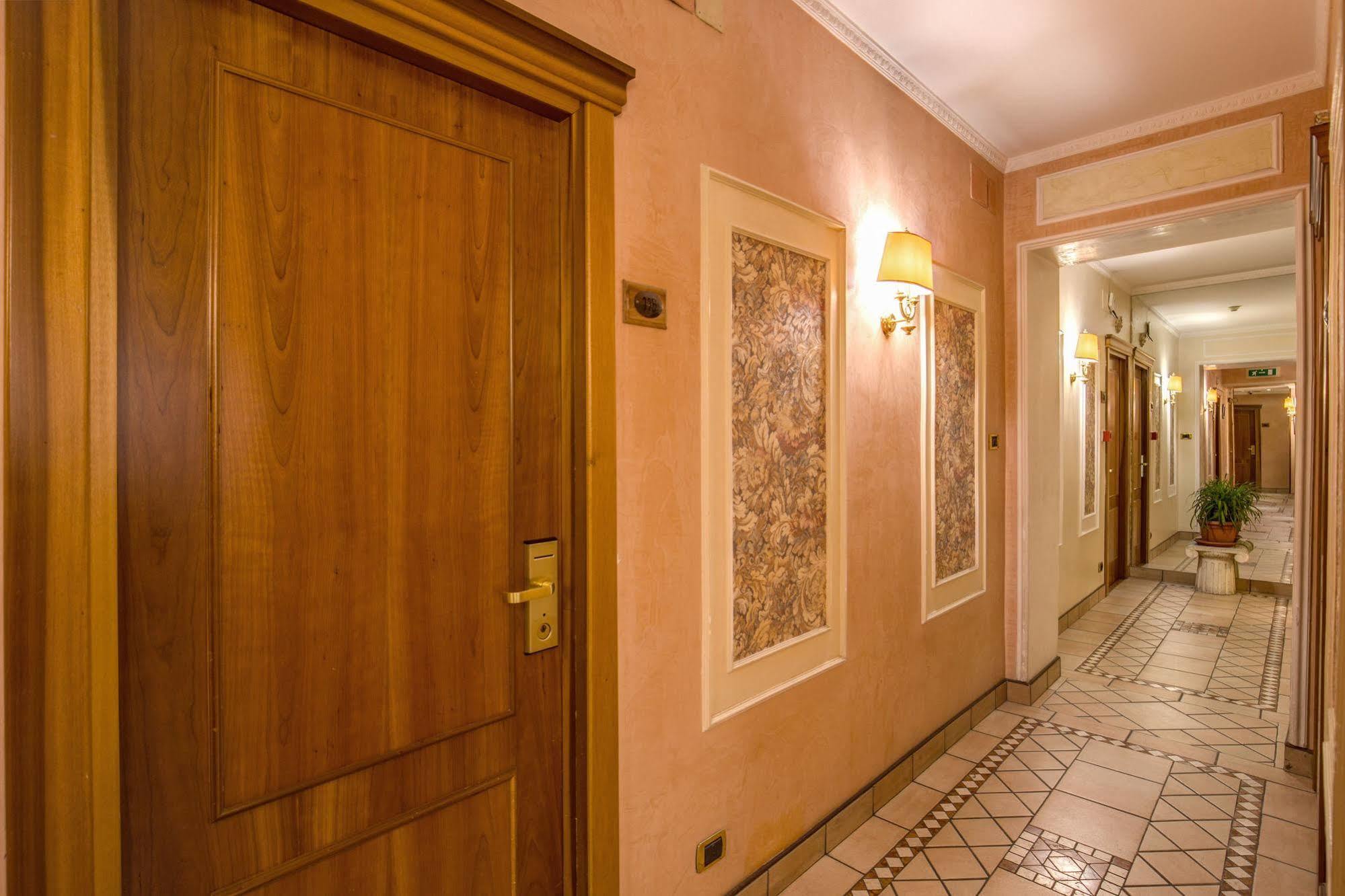 Hotel Montreal Roma