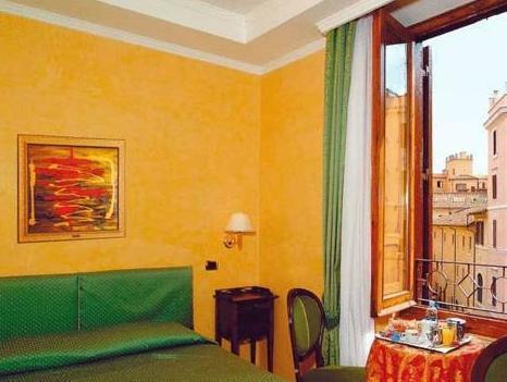Montreal Hotel Roma